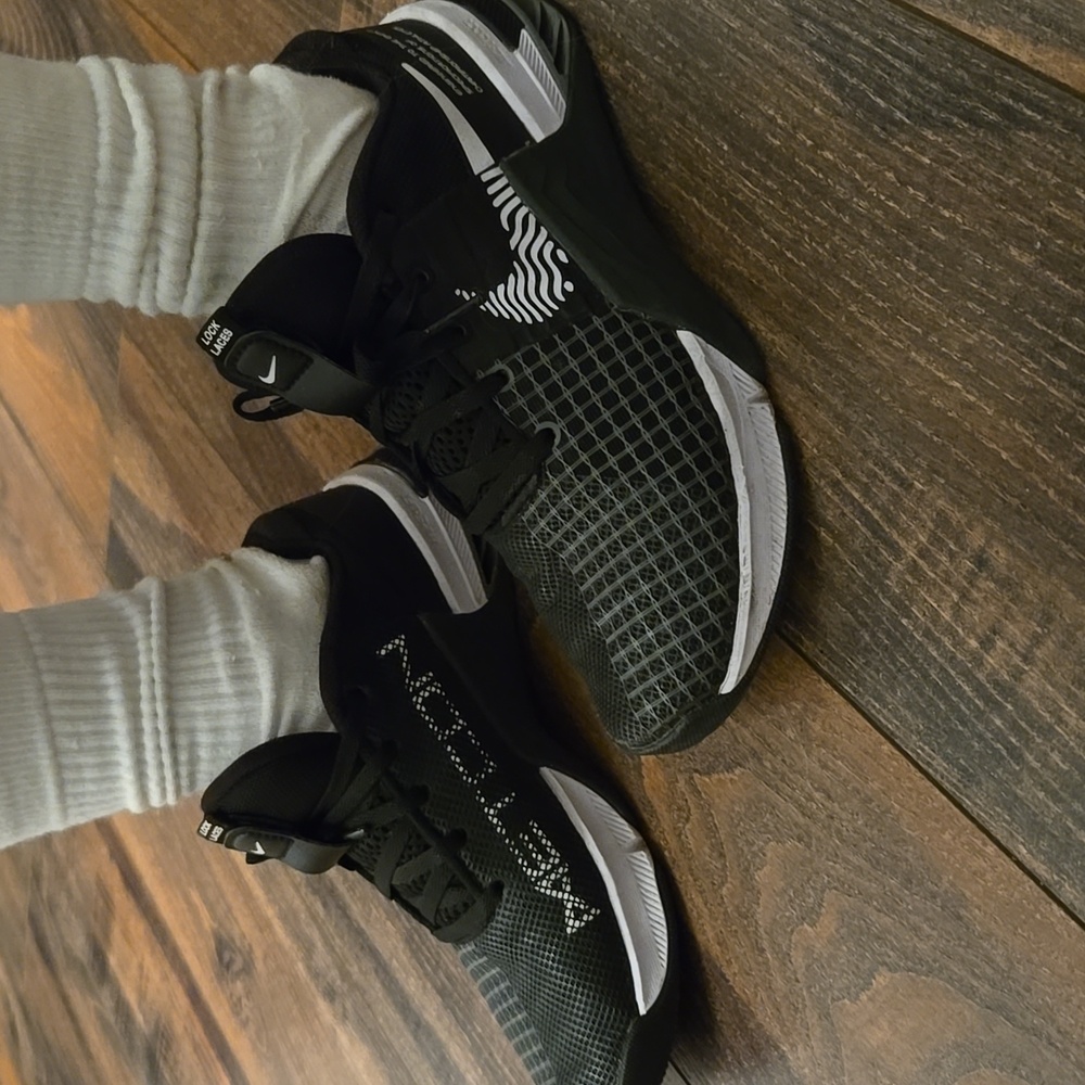 Nike Black Metcon 8, Women's Size 6 - Picture 7 of 7
